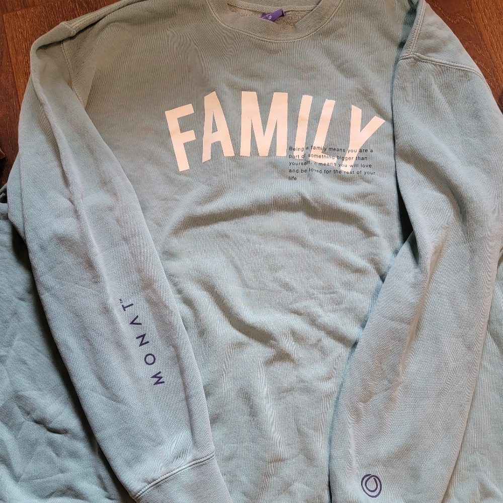 Monat Gear Family Crewneck